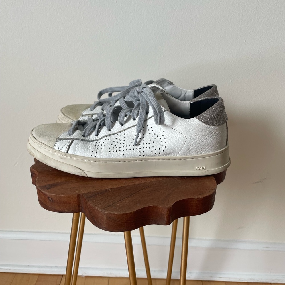 P448 White and Gray Leather Sneakers